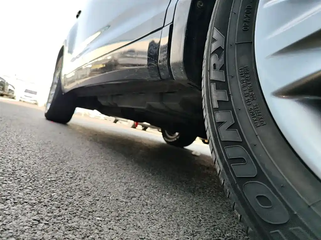 Toyota Highlander 2018 2.0T 4WD Ultimate 7-seater (China V) фото 21