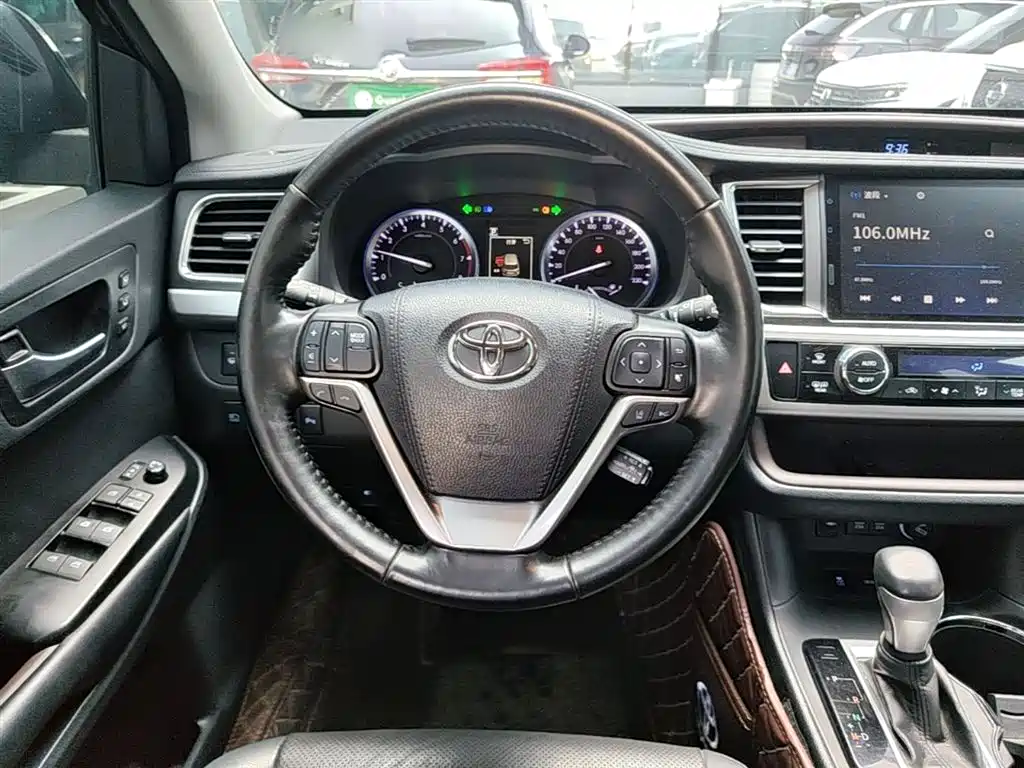 Toyota Highlander 2018 2.0T 4WD Ultimate 7-seater (China V) фото 11