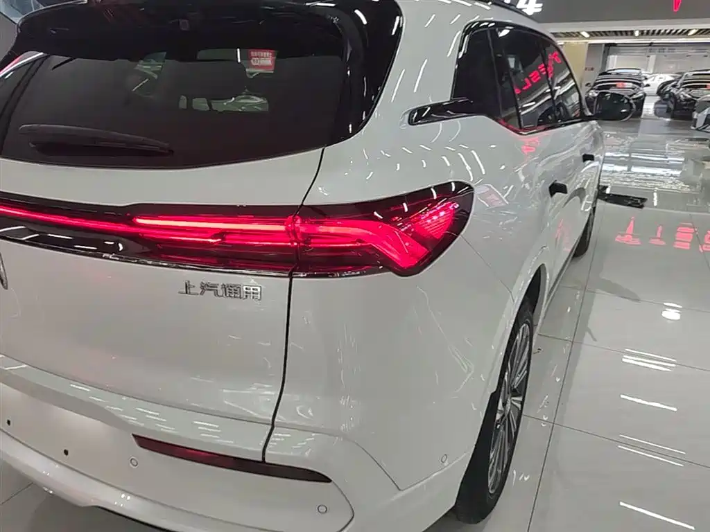Buick E5 2023 Premium Standard Range Edition фото 8