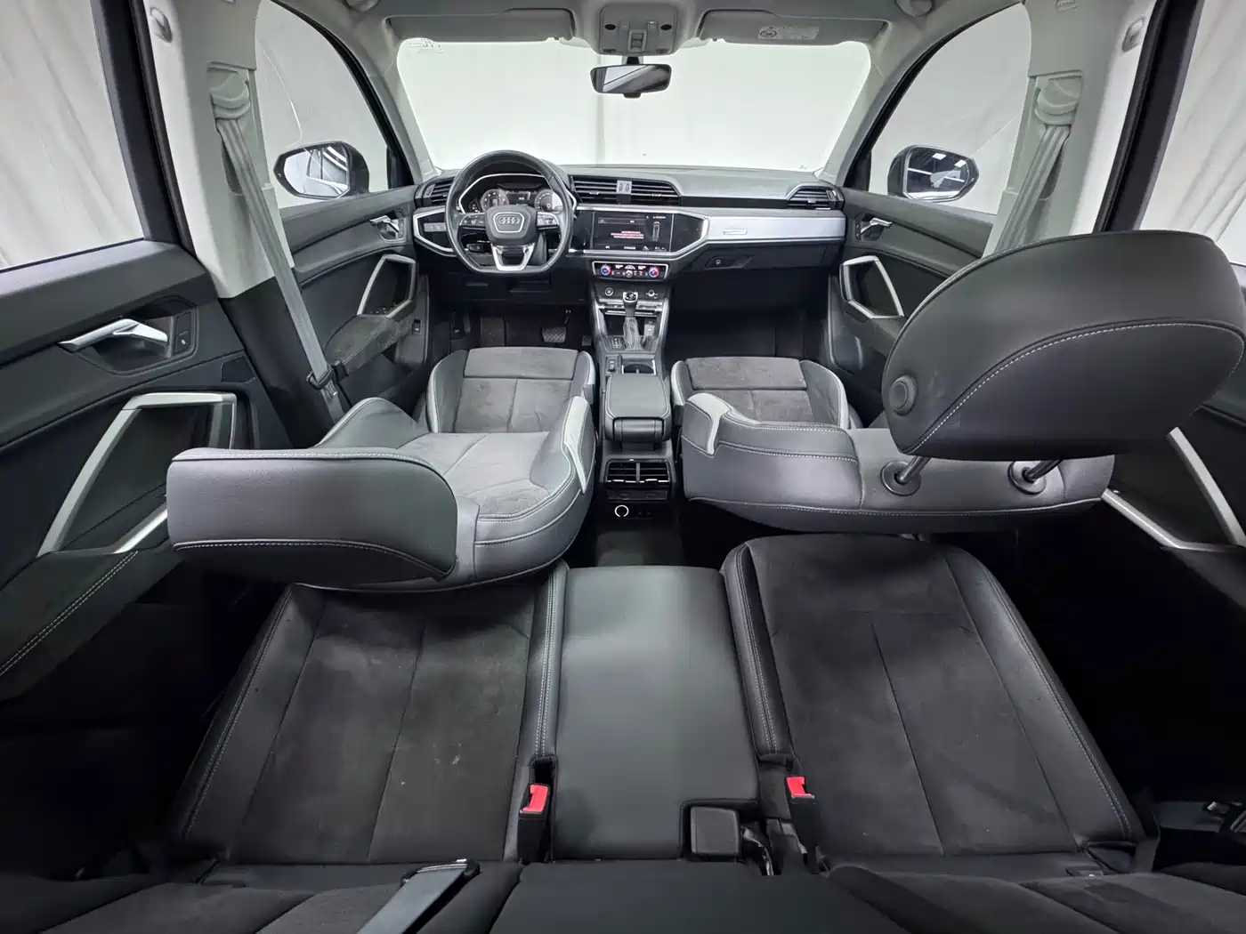Audi Q3 2022 35 TFSI Fashion Dynamic фото 8
