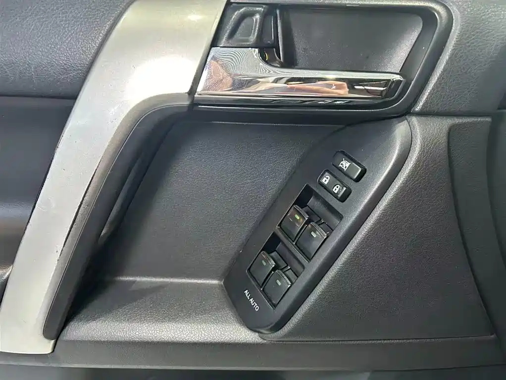 Toyota Prado 2016 3.5L Auto TX-L NAVI фото 18
