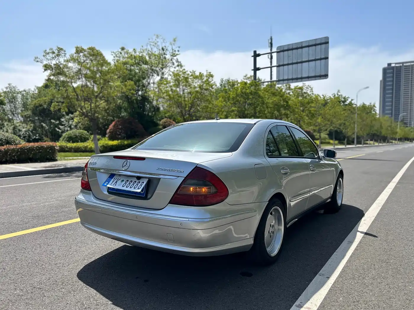 Mercedes-Benz E-Class 2007 E 200K Elegance фото 6