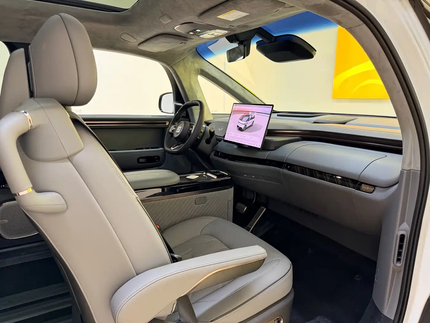 Zeekr MIX 2025 Smart Driving Edition фото 16