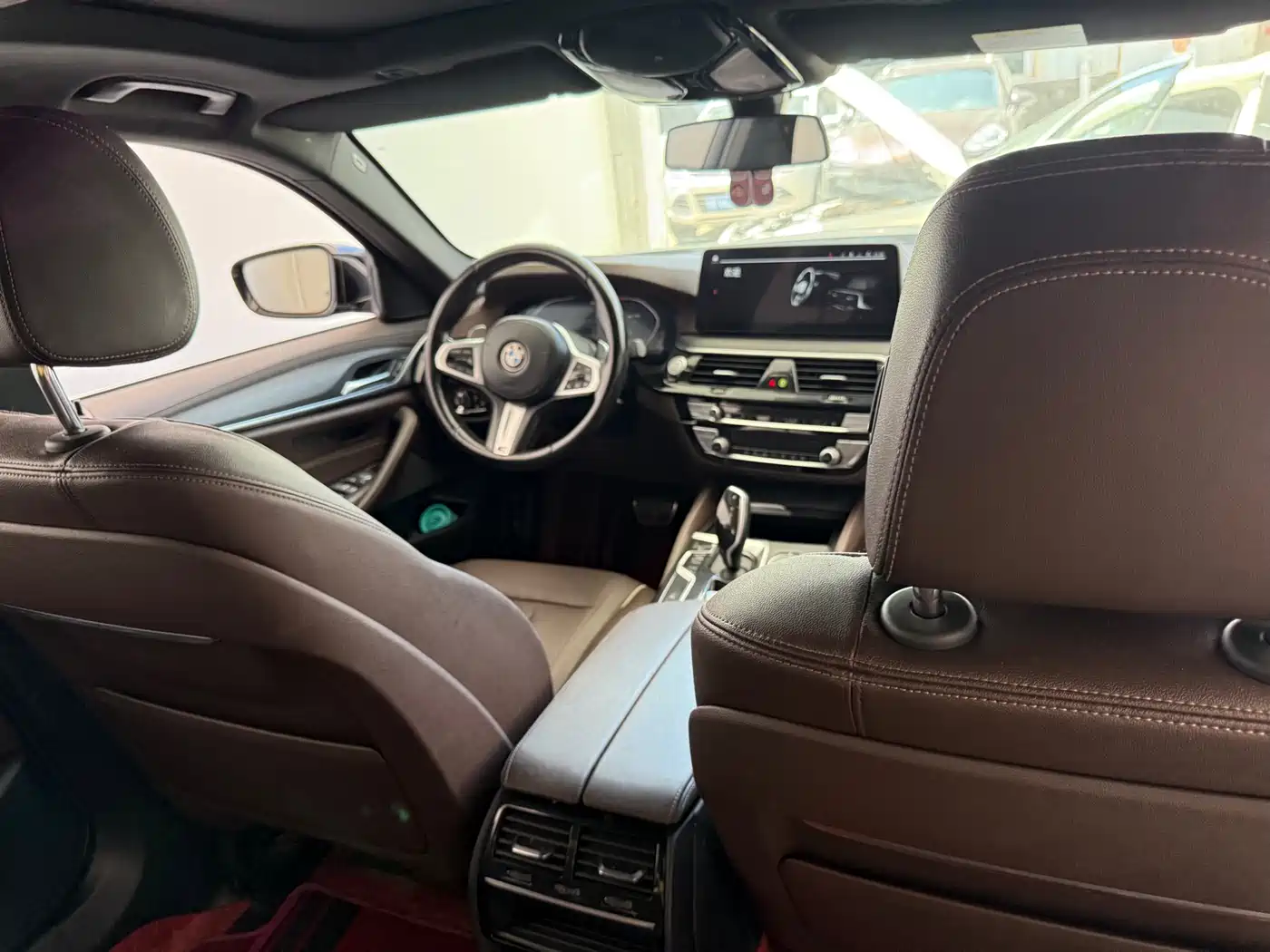 BMW 5 Series 2022 530Li Leading M Sport Package фото 8