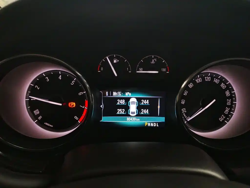 Buick Verano 2019 Sedan 15S Auto Leading фото 4