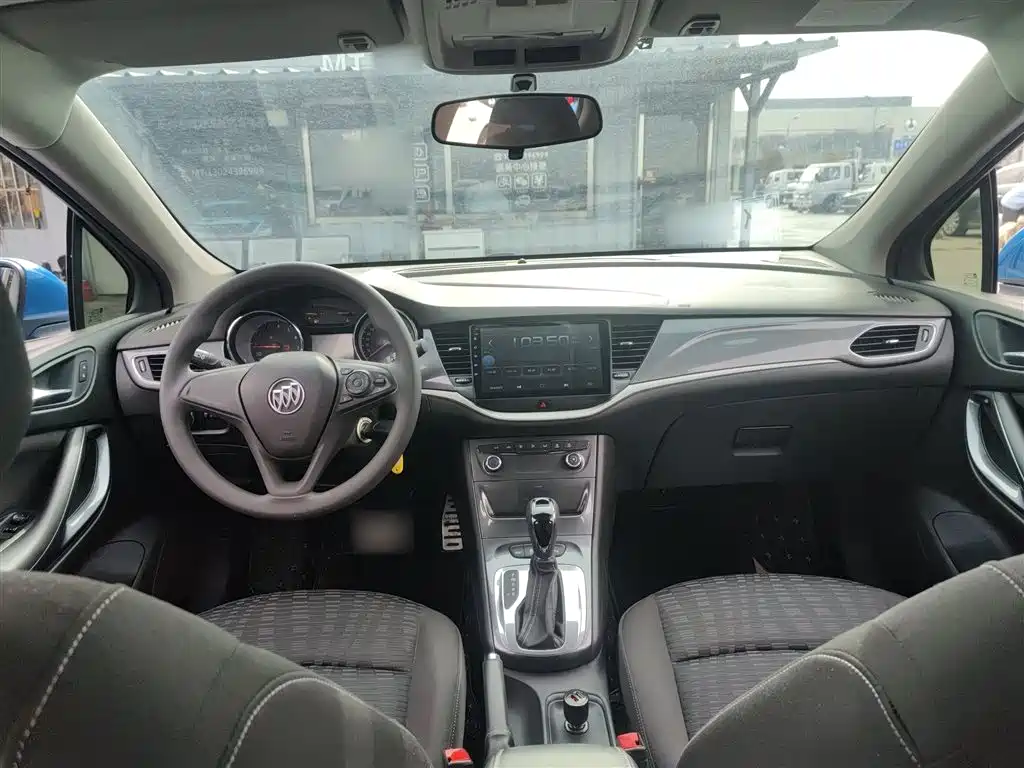Buick Verano 2016 Hatchback 15S Auto Progressive фото 10