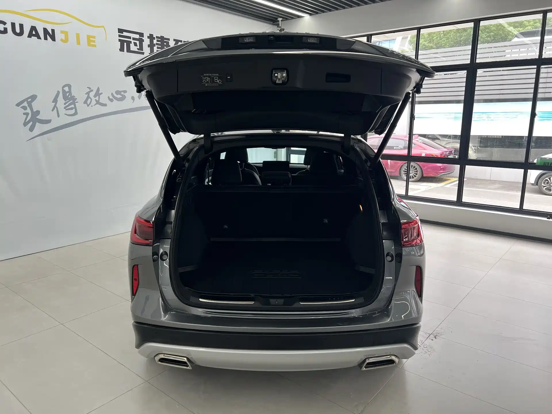 صورة 17 - Infiniti QX50