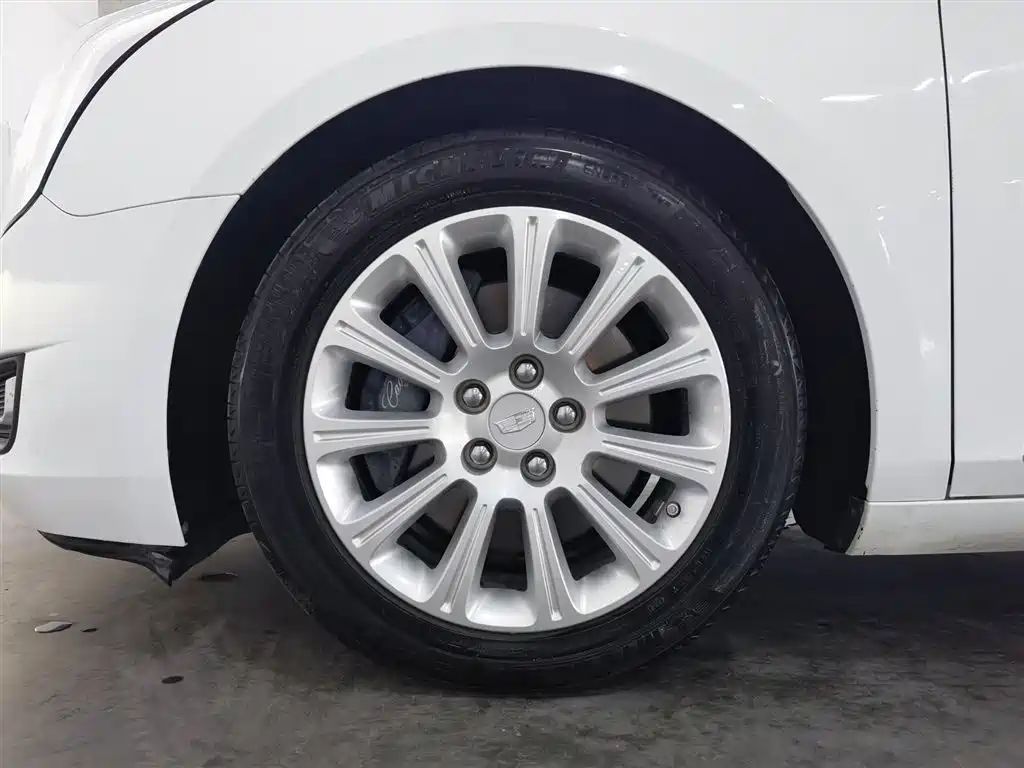 Cadillac XTS 2017 28T Technology фото 17