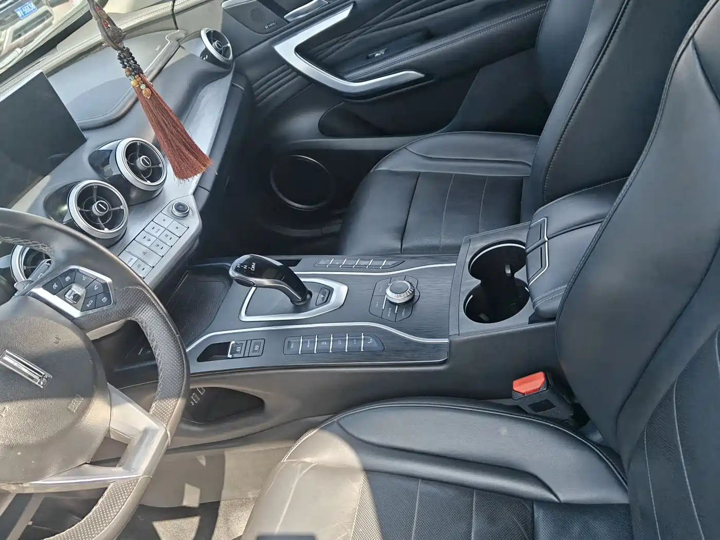 WEI PAI WEI BRAND VV7