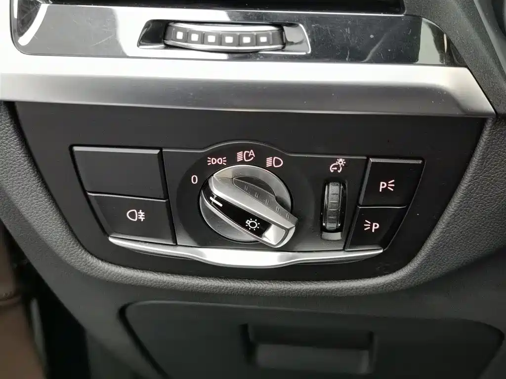 BMW X3 2020 xDrive28i Luxury Package фото 21