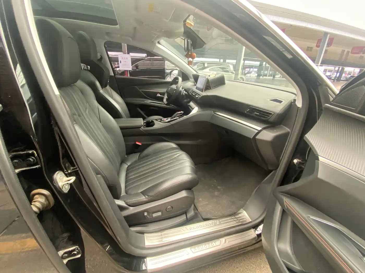 Peugeot 5008 2017 350THP 7-seat Elite Edition фото 5