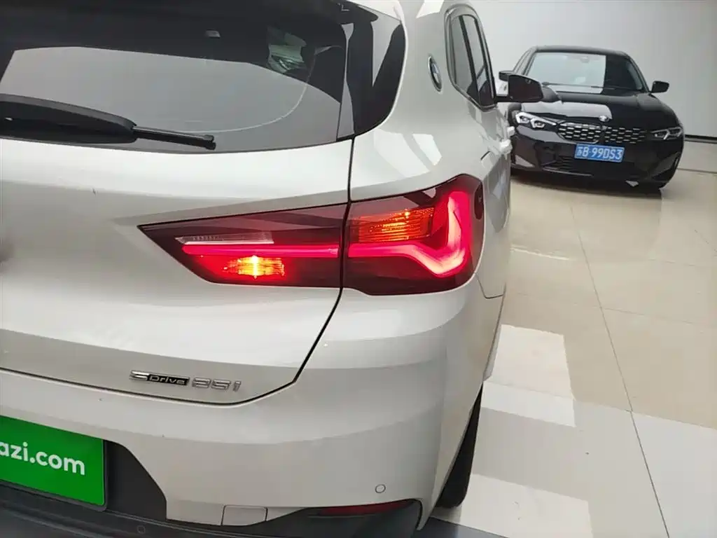 BMW X2 2022 sDrive25i M Sport Package фото 8