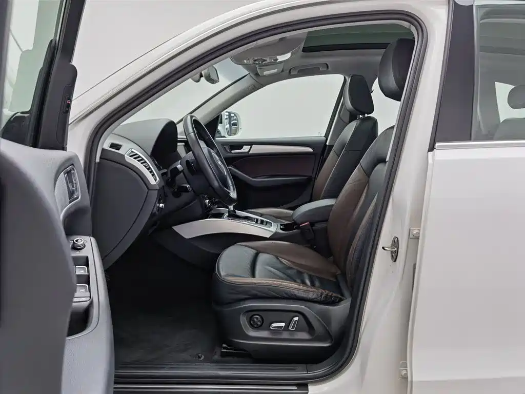 Audi Q5 2017 40 TFSI Technology фото 10