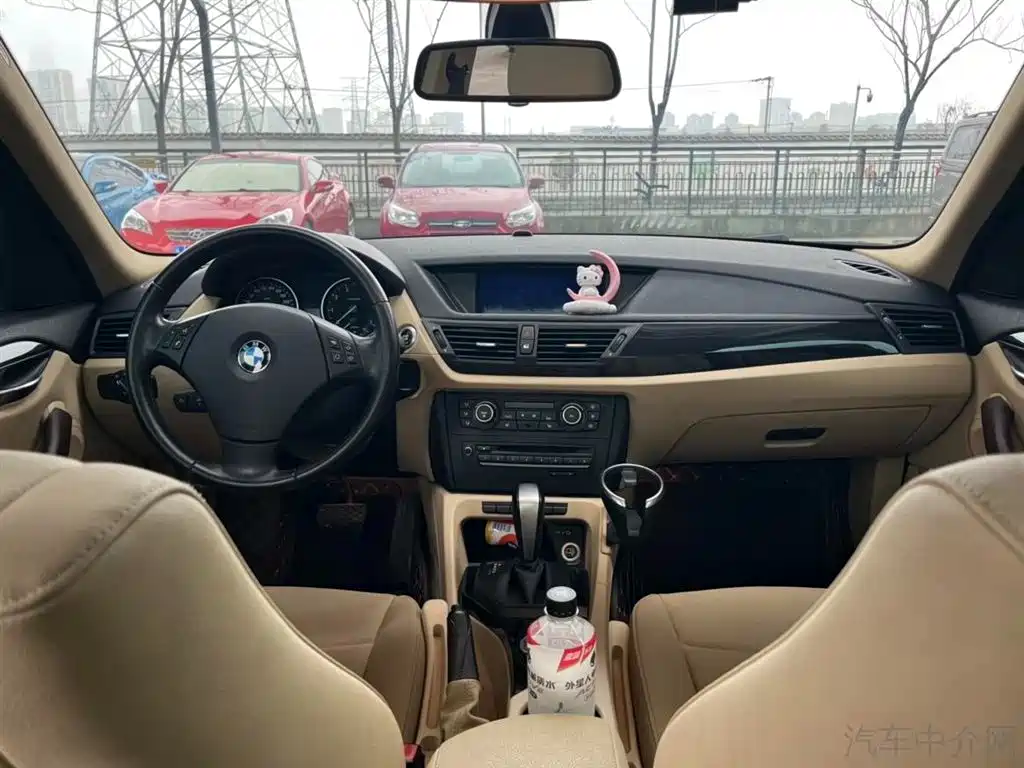 BMW X1 (Import) 2012 sDrive18i Luxury фото 5