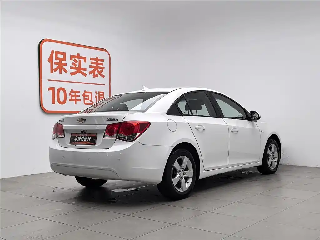 Chevrolet Cruze 2013 Model 1.6L SE AT фото 2