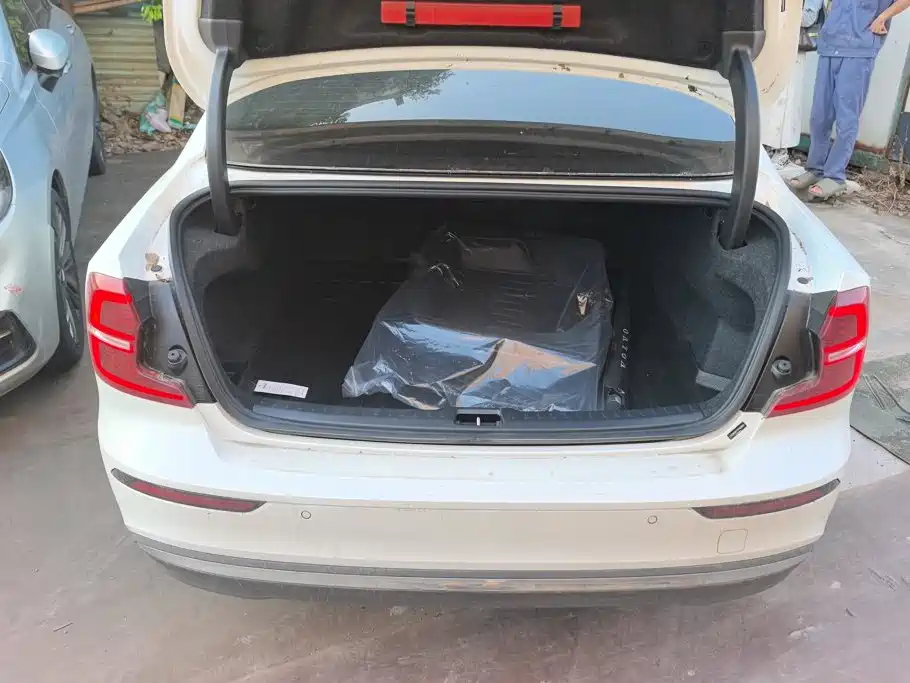 Volvo S60 2026