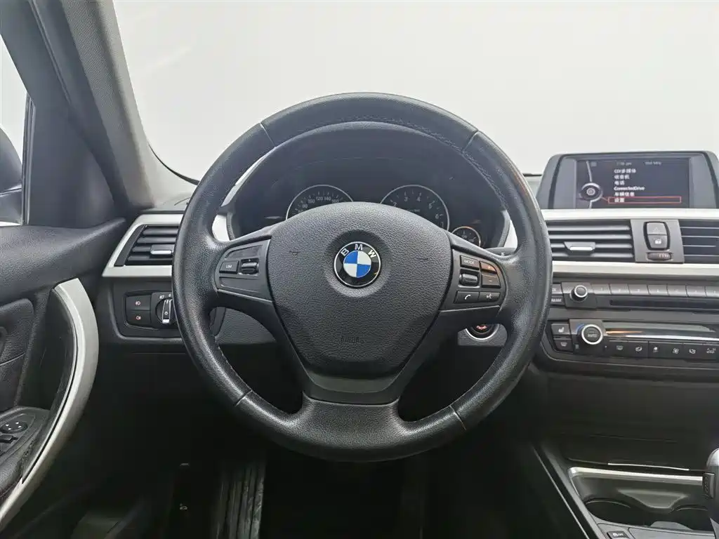 BMW 3 Series 2013 320i Fashion фото 11