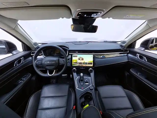 Lynk & Co 01 2023 2.0TD 2WD Pro фото 5