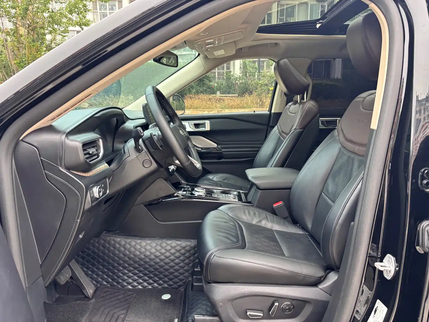Ford Explorer 2020 EcoBoost 285 AWD Platinum 6-Seater фото 9