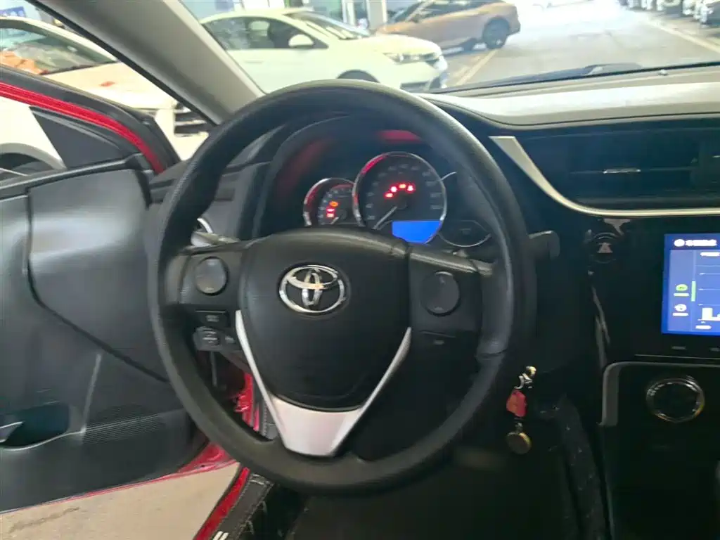 Toyota Levin 2017 Facelift 185T CVT Elite (China V) фото 11