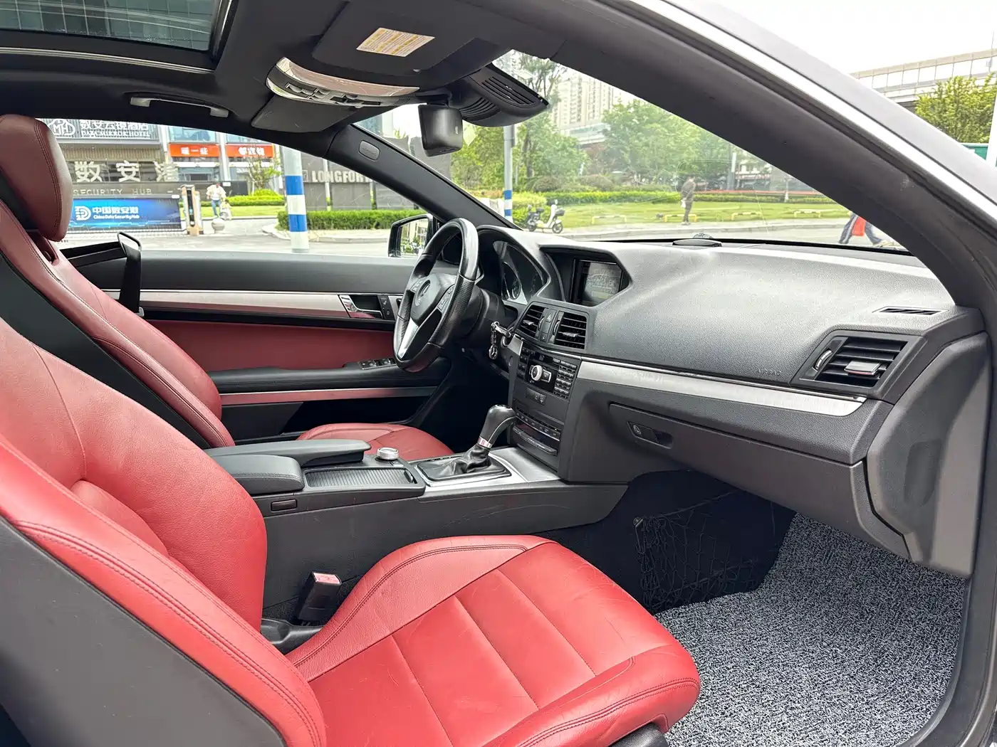 Mercedes-Benz E-Class (Import) 2011 E 260 CGI Coupe фото 6