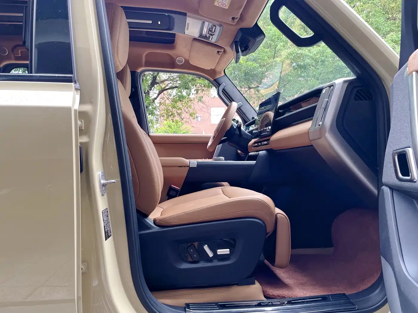 iCAR V27 2026 2026 200KM AWD Falcon 500