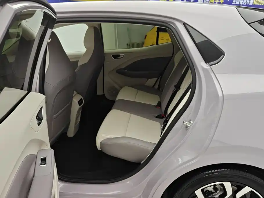 MG MG4 EV 2025 2025 High-end Model