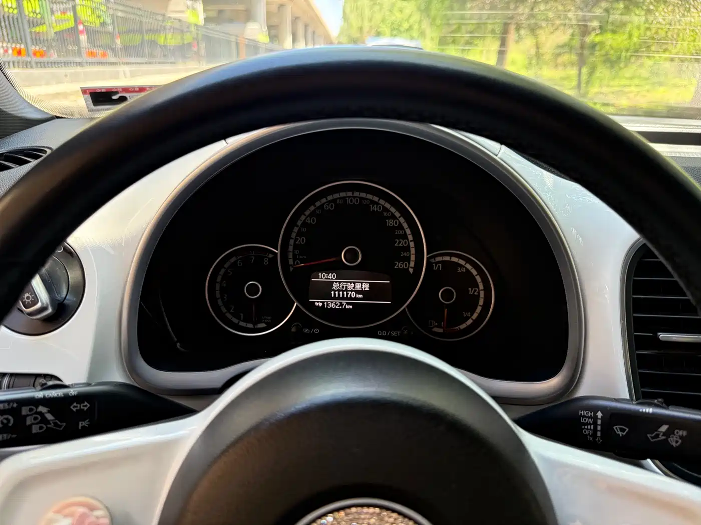 Volkswagen Beetle 2014 1.4TSI Fashion Edition фото 8