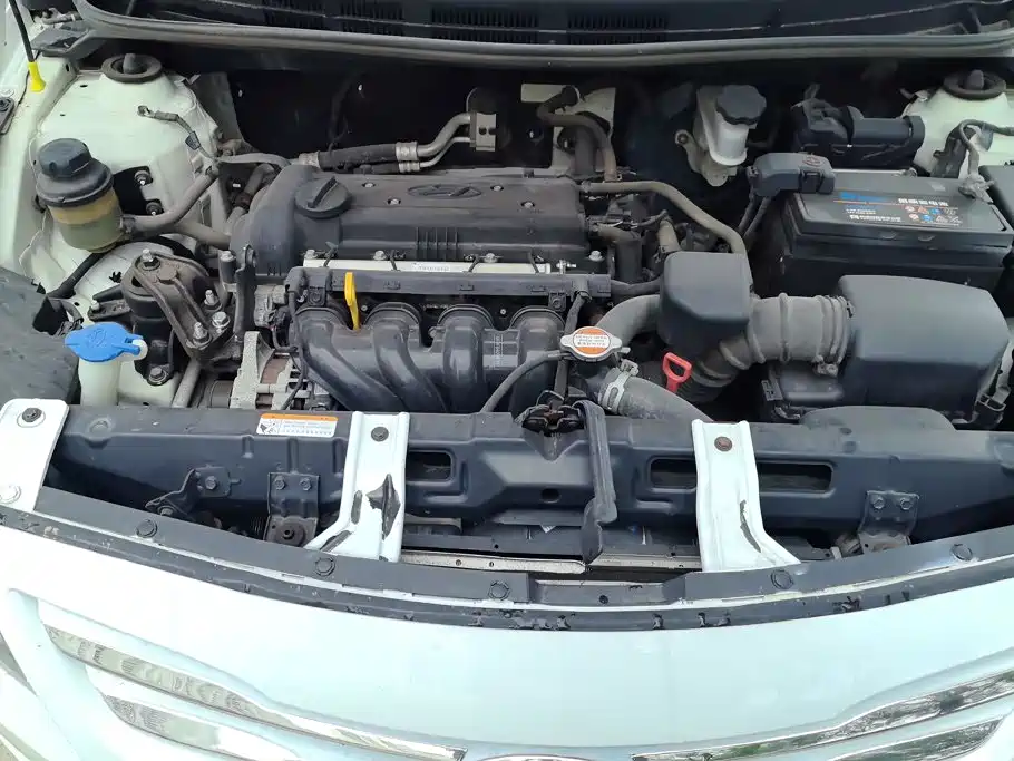 Hyundai Reina 2015 2014 Model 1.4L Automatic GLX