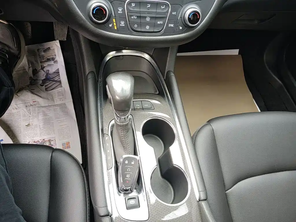 Фото 14 - Chevrolet Malibu XL