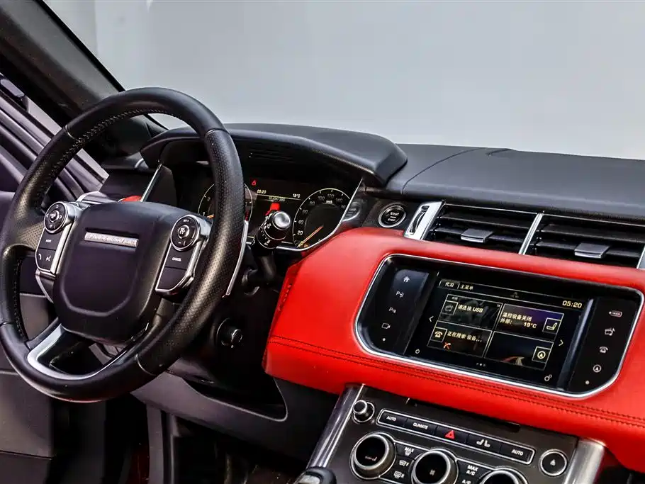 Land Rover Range Rover Sport 2016 3.0 SC V6 HST фото 22