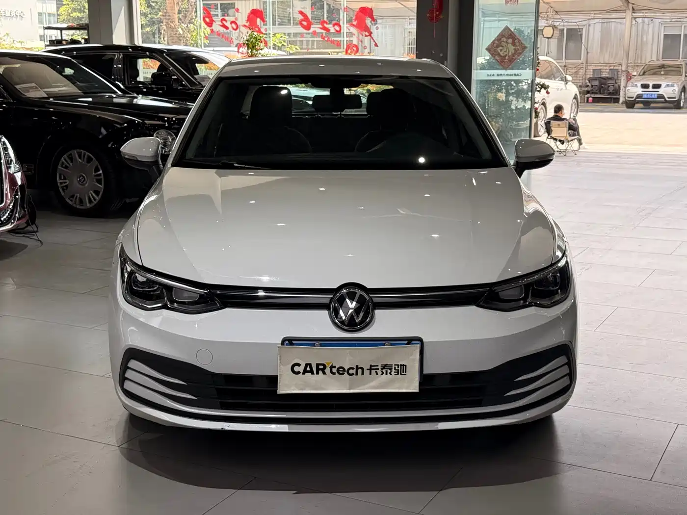 Volkswagen Golf 2023 Model 200TSI DSG фото 2