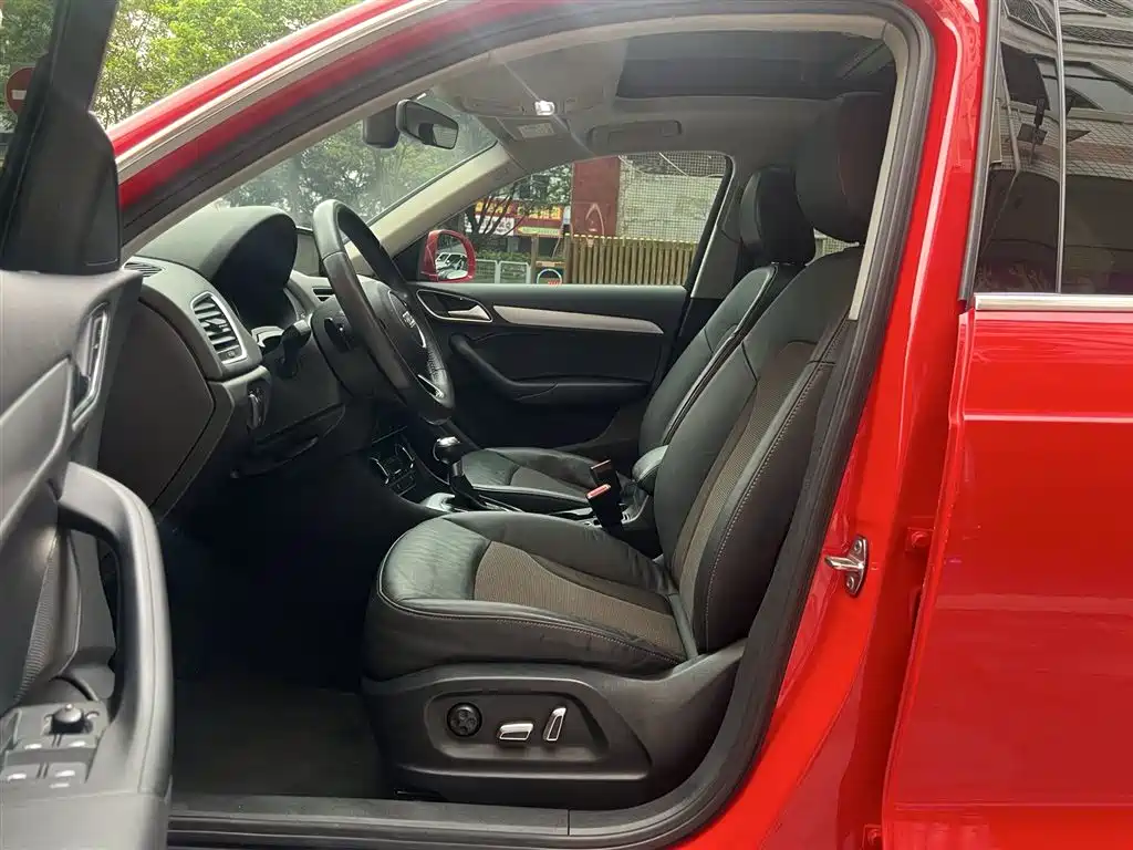 Audi Q3 2017 30 TFSI Sport фото 12