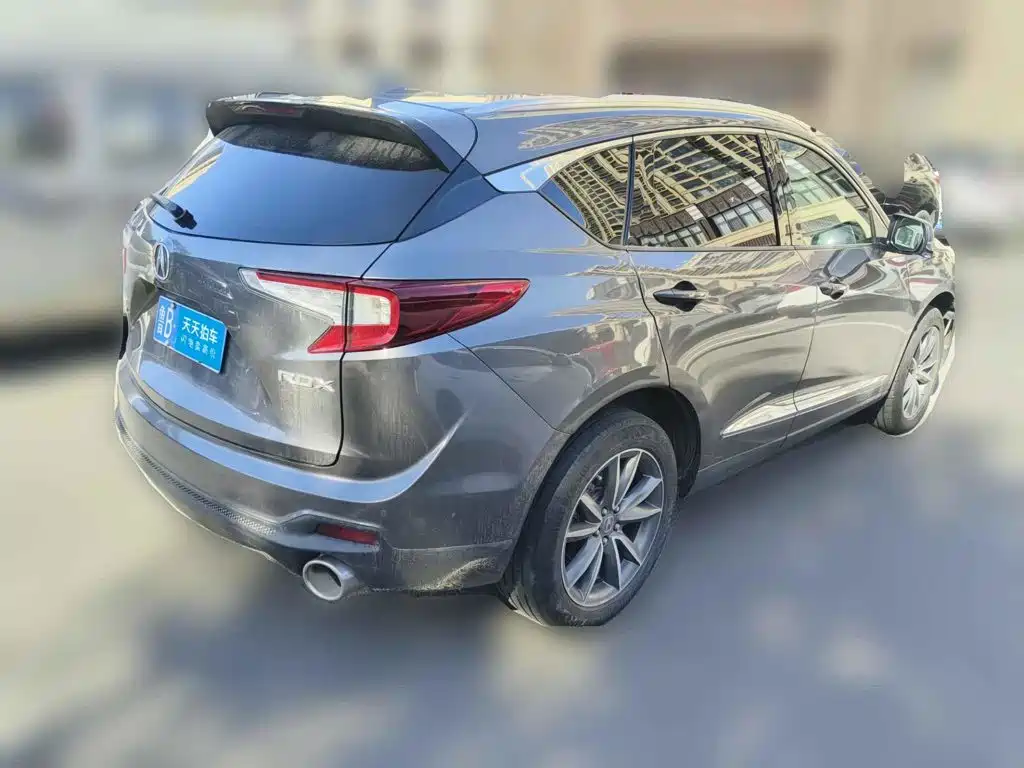Photo 5 - Acura RDX
