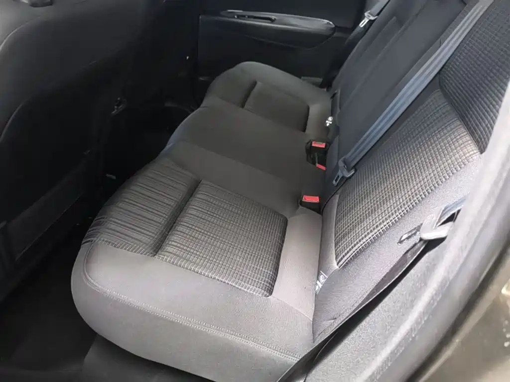 Peugeot 3008 2016 1.6THP Automatic Classic Edition фото 17