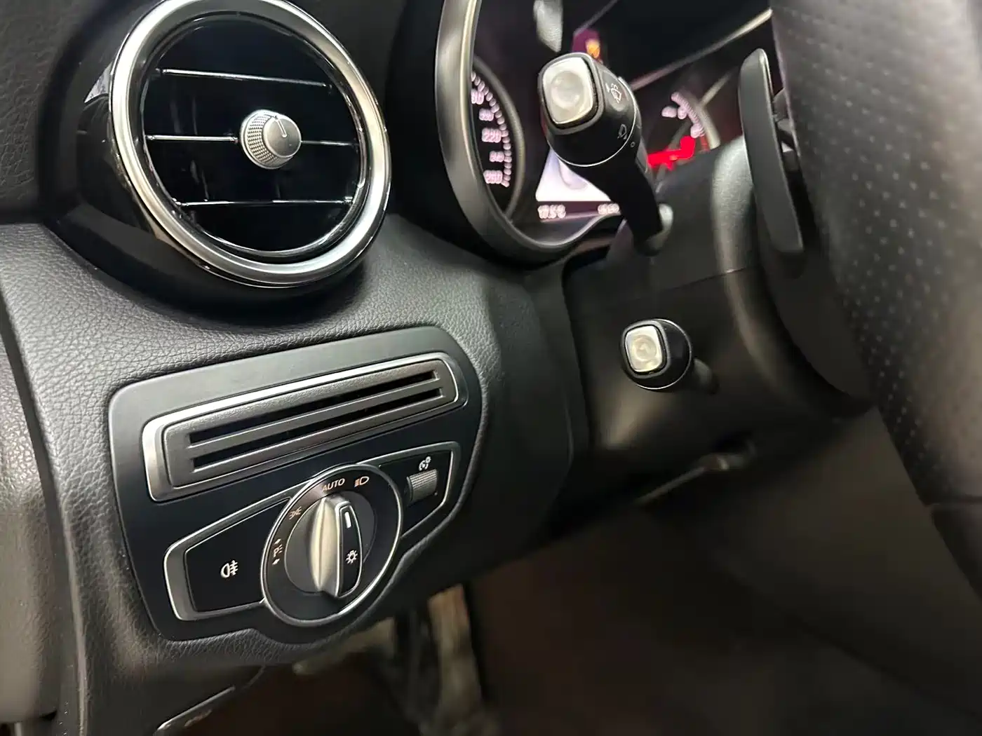 Mercedes-Benz C-Class 2018 C 200 L Sport Edition фото 16