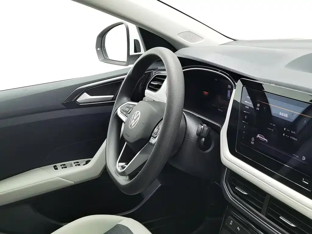 Volkswagen Tharu, миниатюра 22