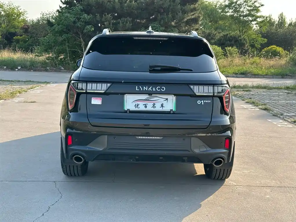 Lynk & Co 01 EM-P 2021 1.5TD PHEV Halo фото 5