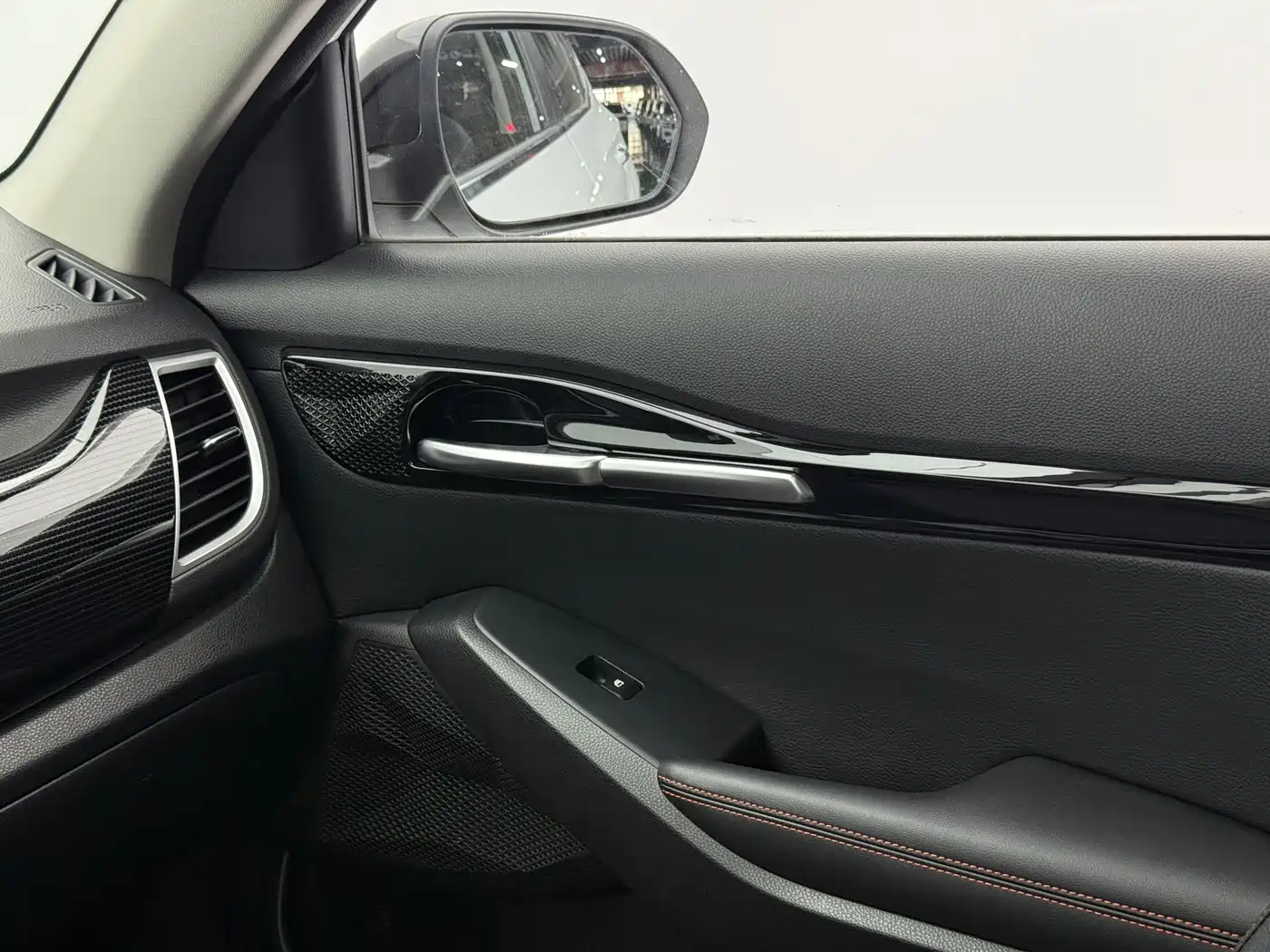 Kia KX3 Smart Run 2021 1.5L CVT Fashion Edition фото 8