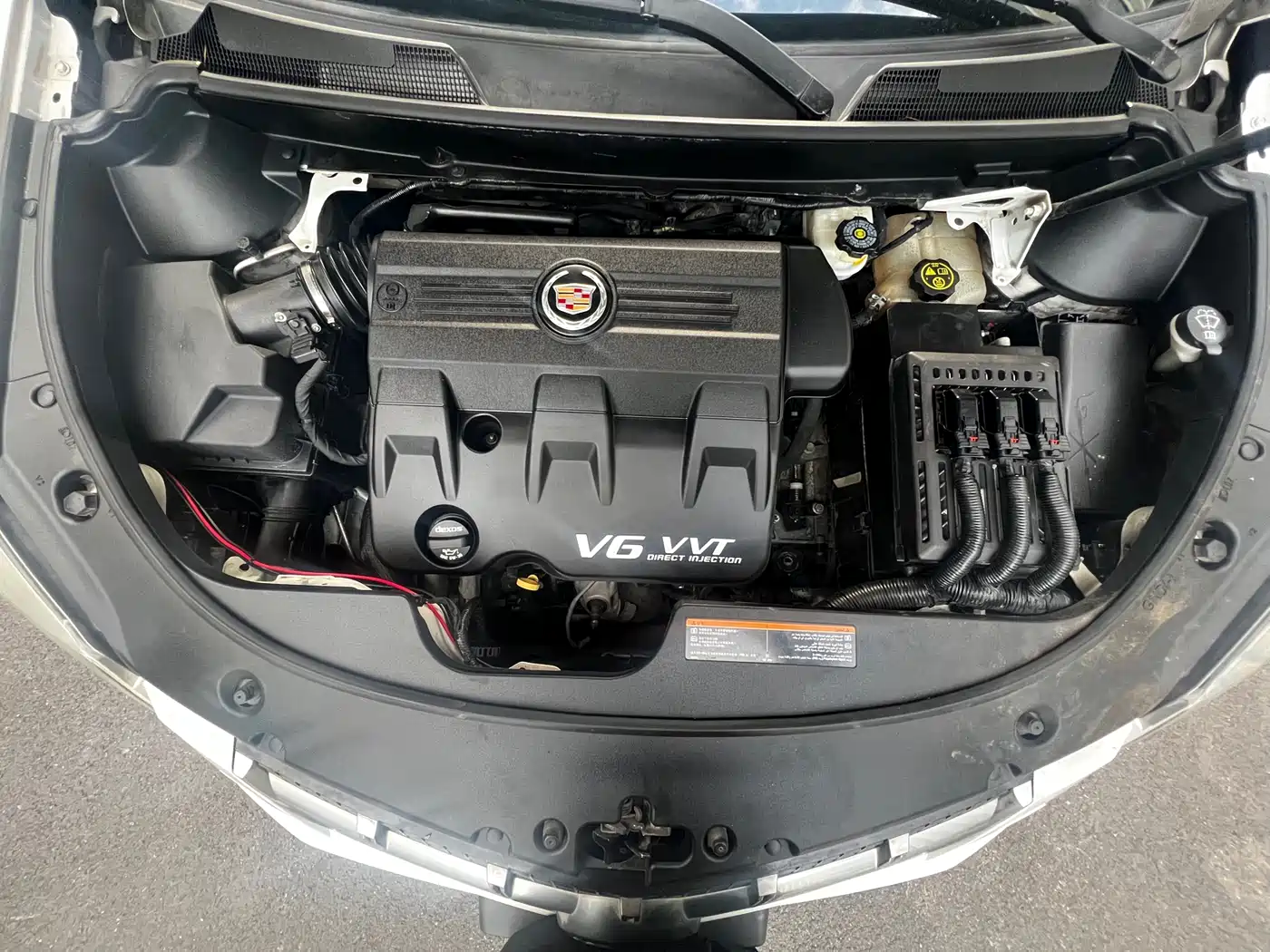Cadillac SRX 2014 3.0L Elite Model фото 5