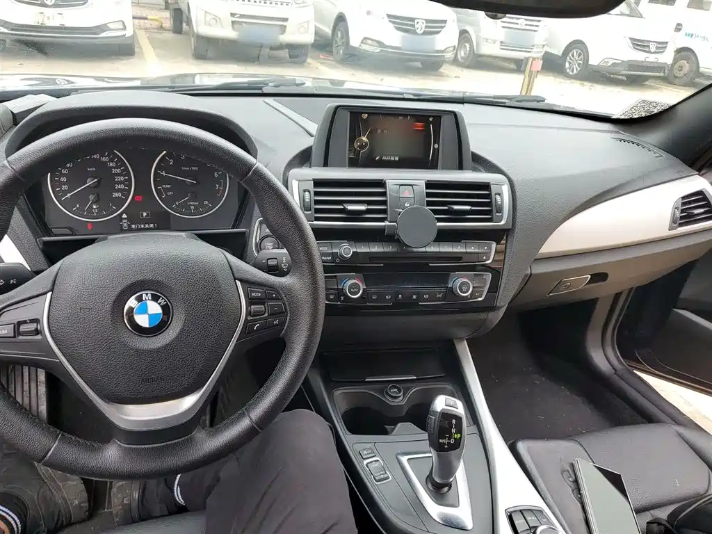 BMW 2 Series (Import) 2017 220i Convertible Coupe Leading фото 6