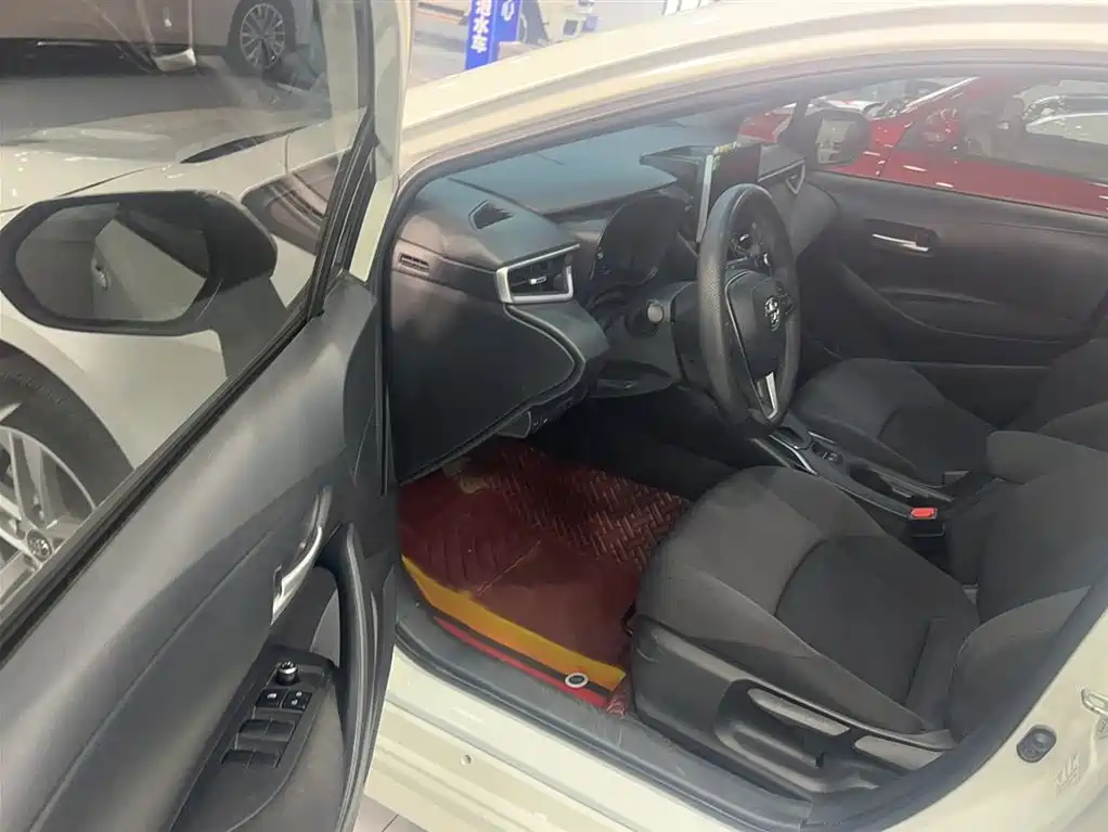 Toyota Levin 2019 185T CVT Luxury Edition China VI фото 9