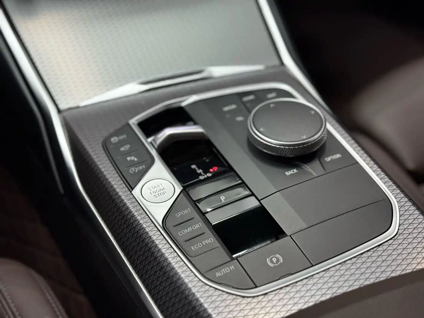 BMW 3 Series 2023 325Li M Sport Black Night Package фото 8