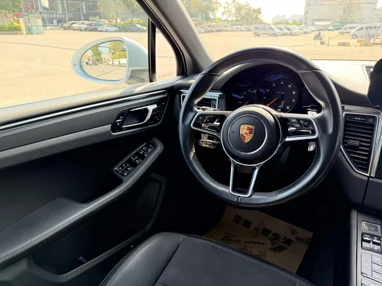 Porsche Macan 2016 Macan 2.0T фото 14