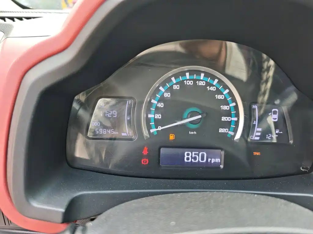Фото 12 - JAC Refine S2mini