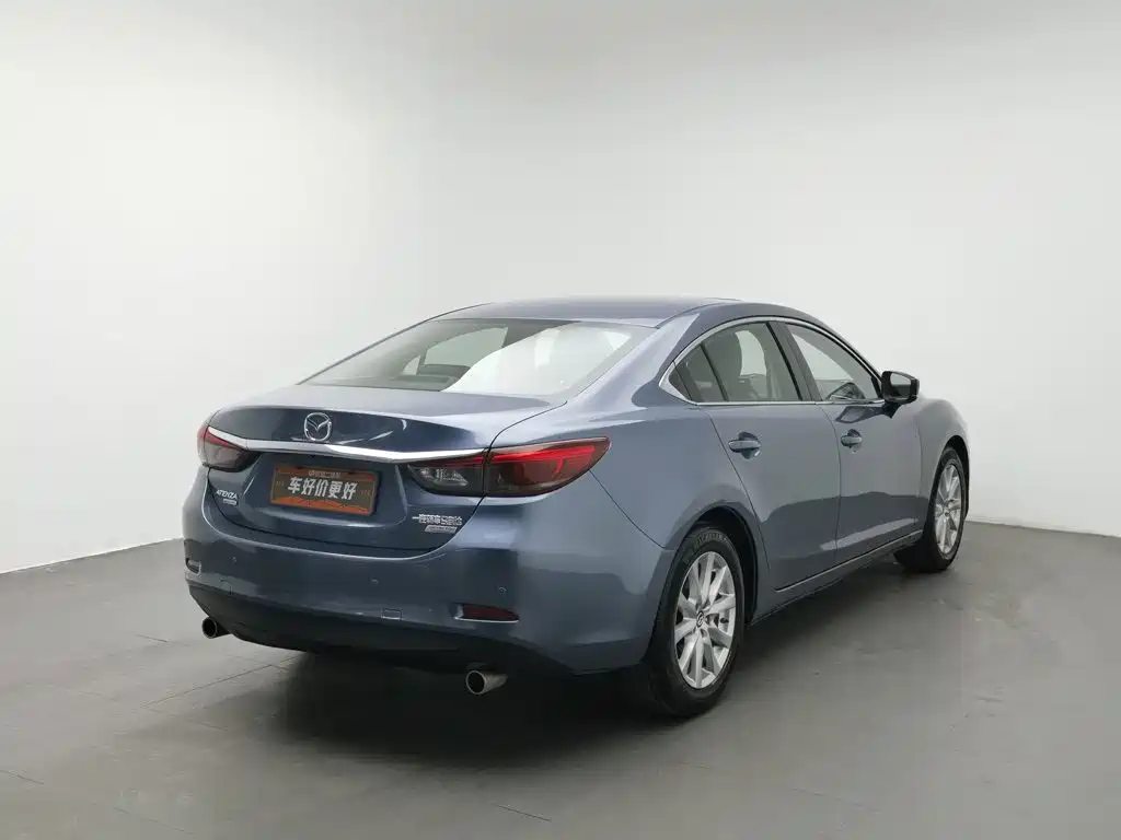 Фото 2 - Mazda Atenza