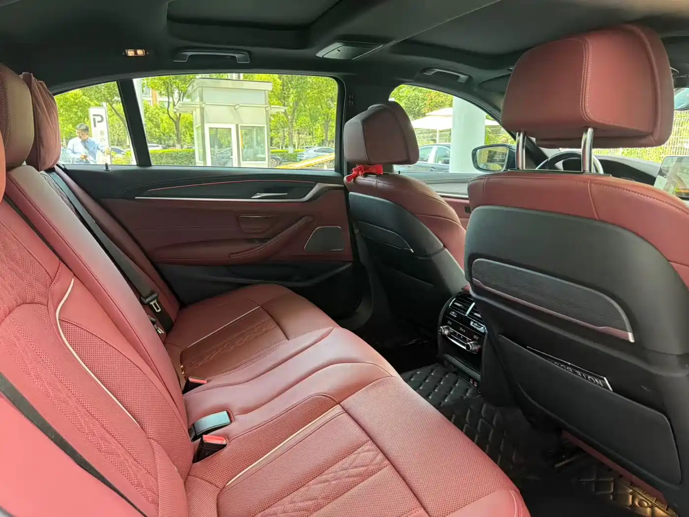 BMW 5 Series 2022 530Li Exclusive M Sport Package фото 18