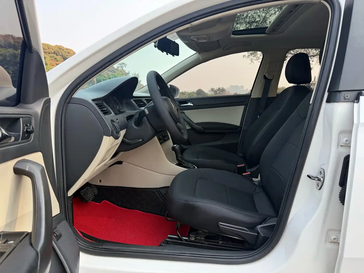 Škoda Rapid 2013 1.6L Automatic Smart Selection фото 4