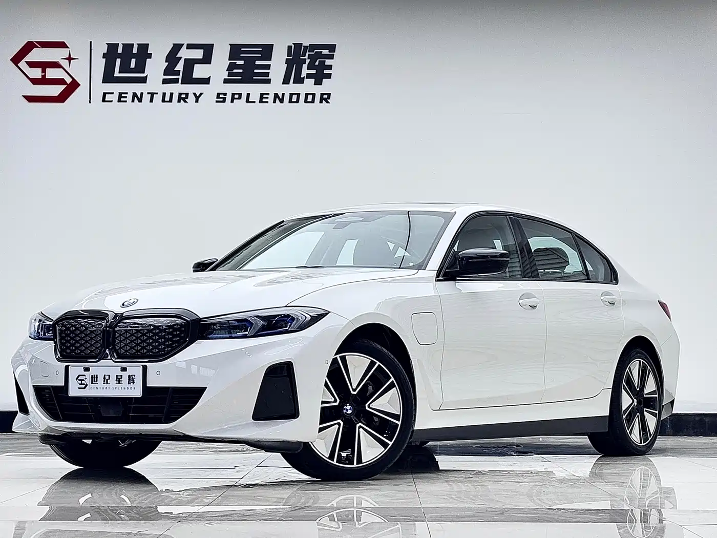 Фото 1 - BMW i3