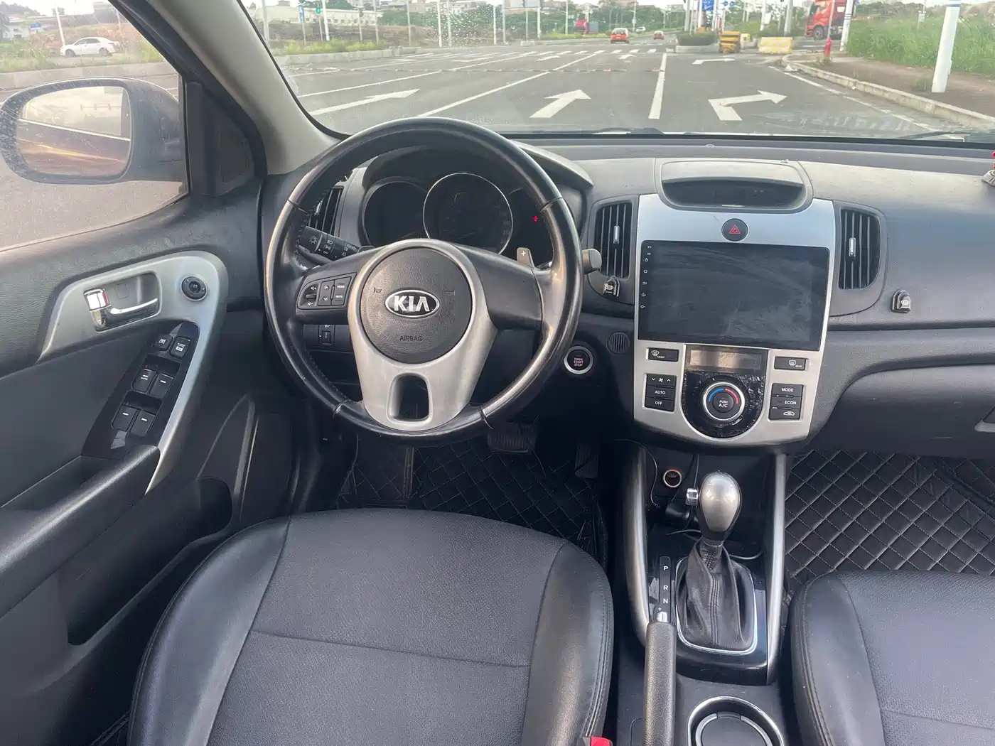 Kia Forte 2014 2014 1.6L AT Premium